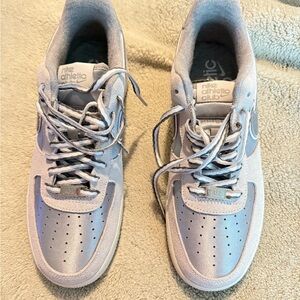 Nike Women's Sneakers in Light Gray